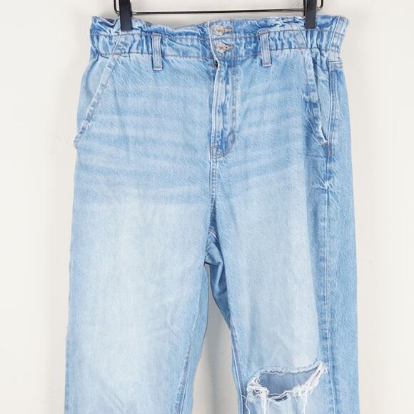 American Eagle Highest Rise Mom Paperbag Waist Light Wash Blue Jeans Sz 10 Short - Picture 2 of 14